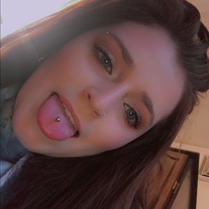 Meet your Posher, Desarie